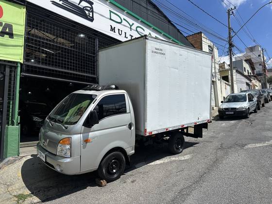 HYUNDAI HR 2.5 TCI HD LONGO SEM CAÇAMBA 4X2 8V 94CV TURBO INTERCOOLER DIESEL 2P MANUAL